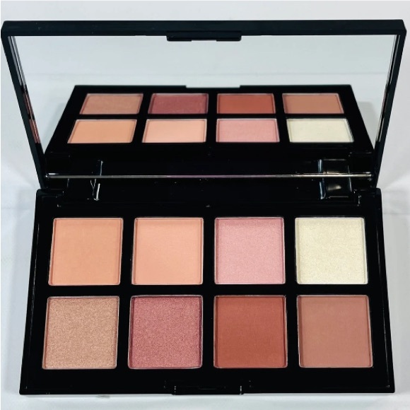 Phase Zero - The Necessities Eyeshadow Palette - Full Size
Net Wt. 12g / 0.42 oz - Picture 3 of 3